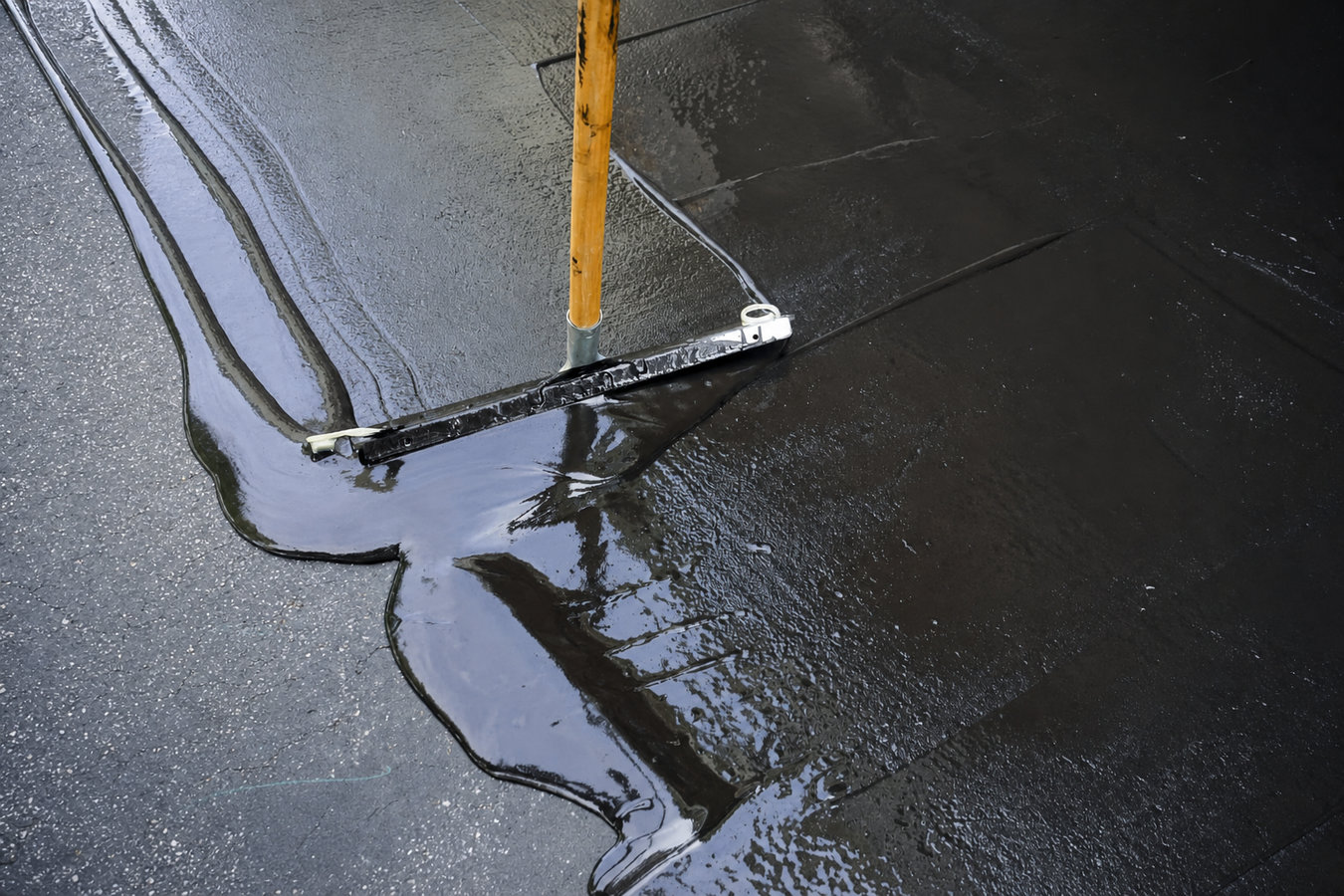 Asphalt paving contractor services in Arcadia, CA
